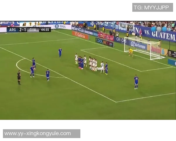 梅西射门击中横梁后麦卡利斯特破门助阿根廷领先1-0 梅西射门击中横梁后麦卡利斯特破门助阿根廷领先1-0