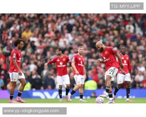 曼联训练缺席马奎尔德里赫特舍什科杰克弗莱彻积极参与展现状态