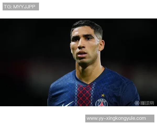 阿什拉夫上半场双响助巴黎领先两球展现边后卫实力