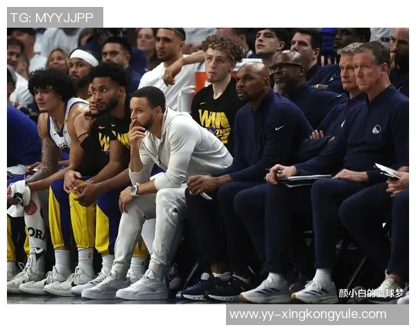 追梦与库里携手共进各展风采共同引领球队的精彩旅程