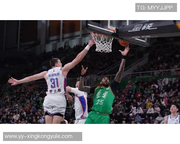 张博源全场最高31分表现抢眼22投11中并贡献9板2助2帽展现全面能力